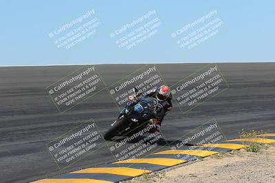 media/Apr-09-2023-SoCal Trackdays (Sun) [[333f347954]]/Bowl Set 1 (1025am)/